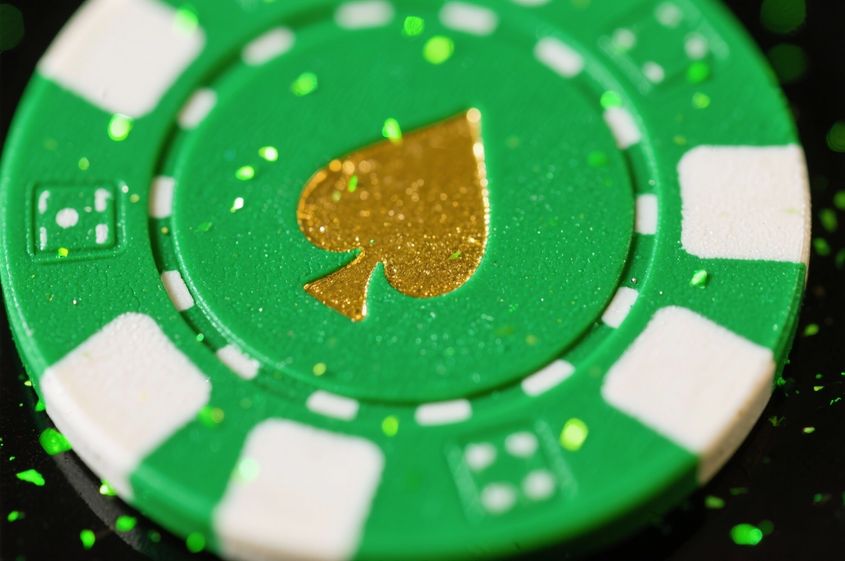 Gioco d'azzardo: Live Casino e Giochi RNG - Comparazione e Valutazione